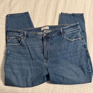 Abercrombie Mom High rise Jeans 20S